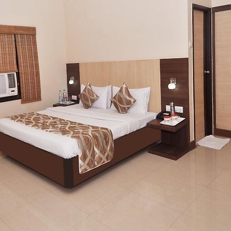 Sivamurugan Hotel Kumbakonam Værelse billede
