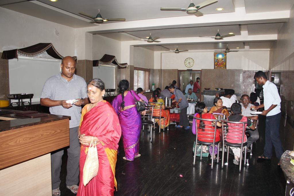 Sivamurugan Hotel Kumbakonam Eksteriør billede