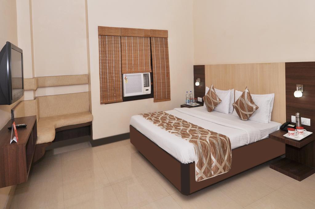 Sivamurugan Hotel Kumbakonam Eksteriør billede