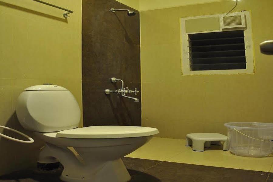 Sivamurugan Hotel Kumbakonam Eksteriør billede
